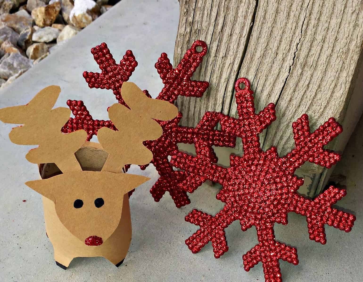 Budget Friendly DIY Christmas Decorations That Will Save You Money