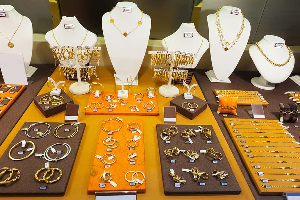 Pawn Shop VS Jewelry Store - Where Will You Find the Best Deal